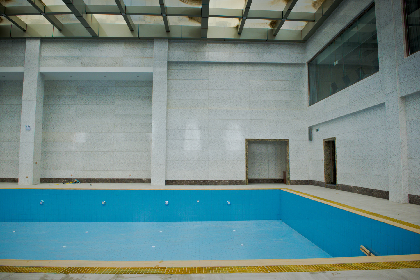 水转印内装板室内游泳馆装修案例